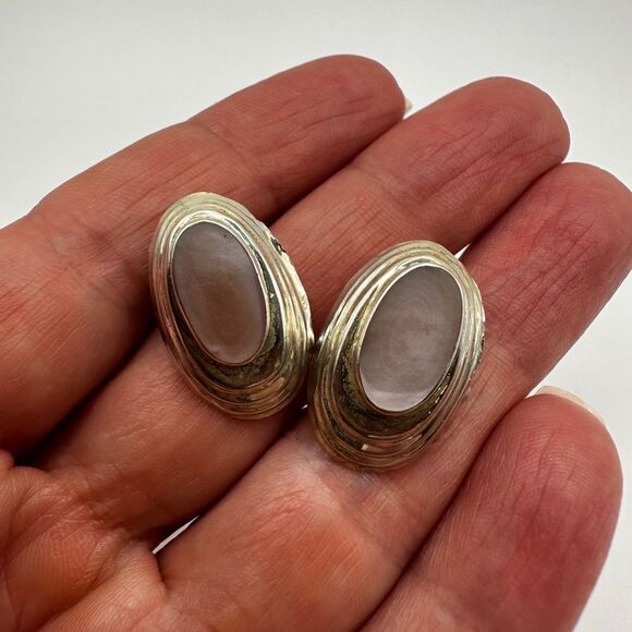 Mother of Pearl and Stamped Sterling silver post/ stud earrings! - Picture 7 of 15